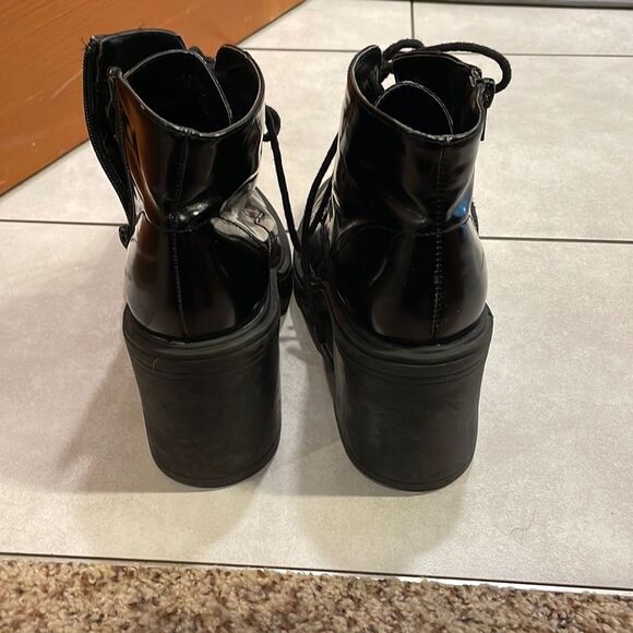 Forever 21 black heeled lace up ankle boots - Picture 8 of 13